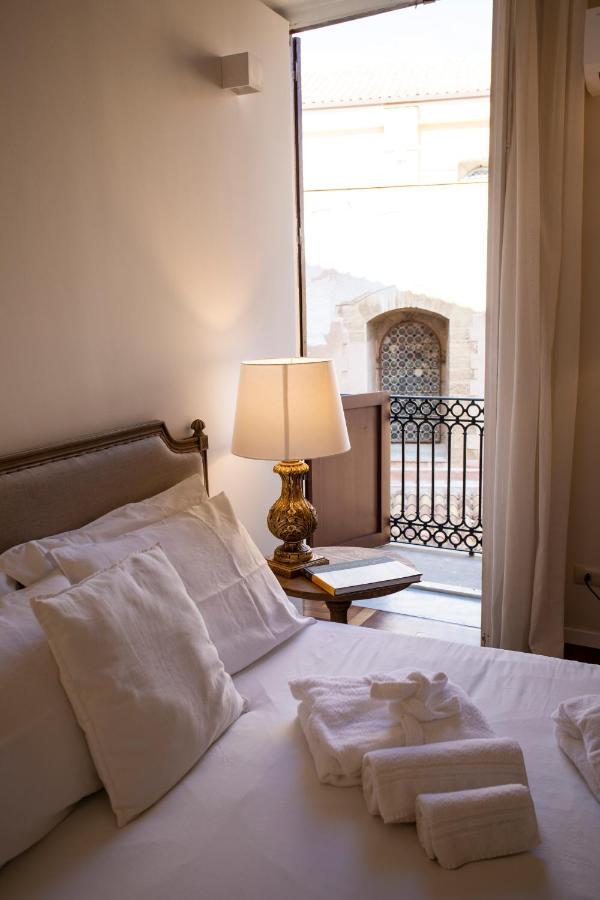 Dimora Sinibaldi Bed & Breakfast Палермо Екстериор снимка